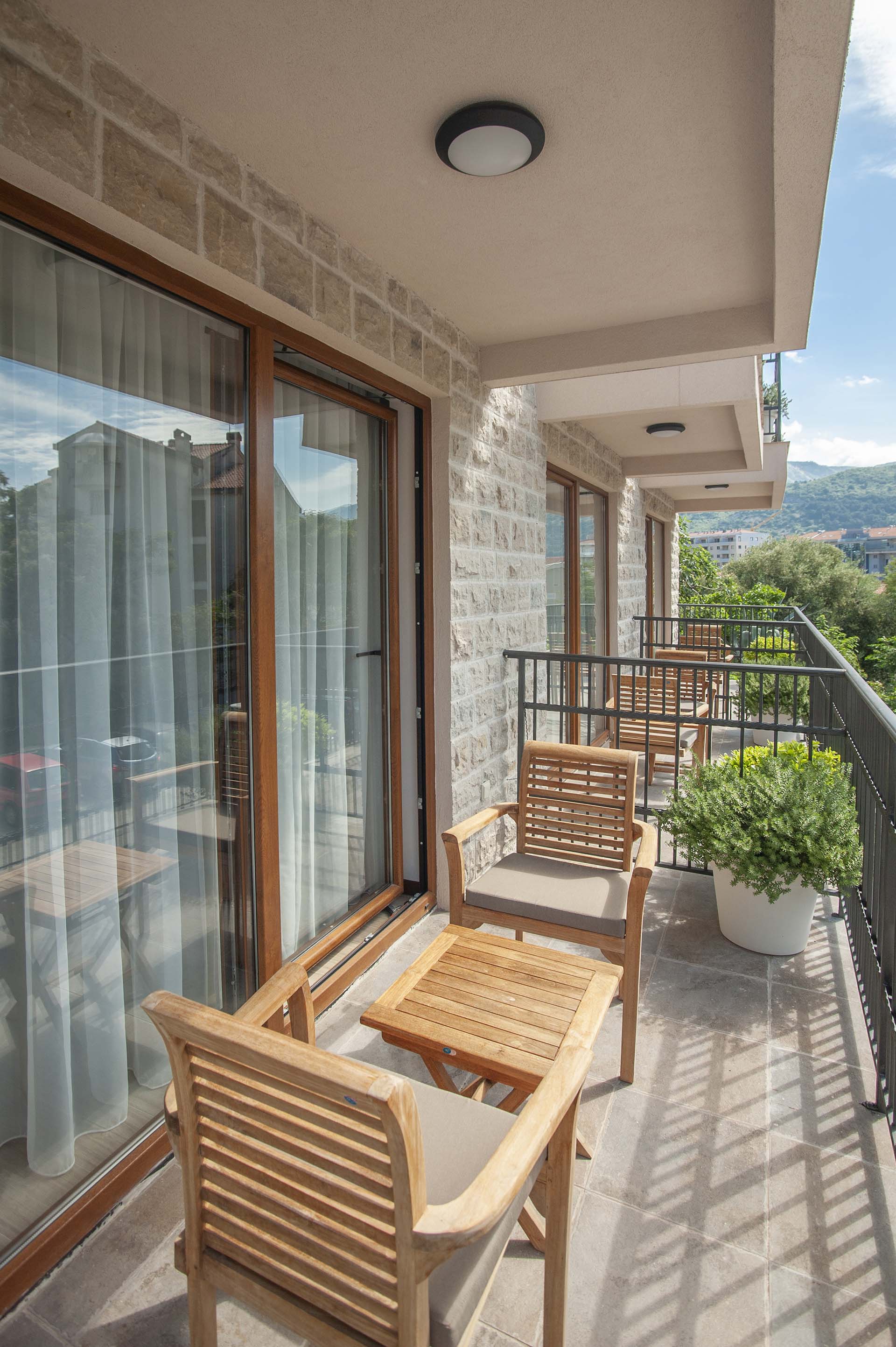 Discover Luxury Accommodation in the Heart of Budva - Hotel Twelve